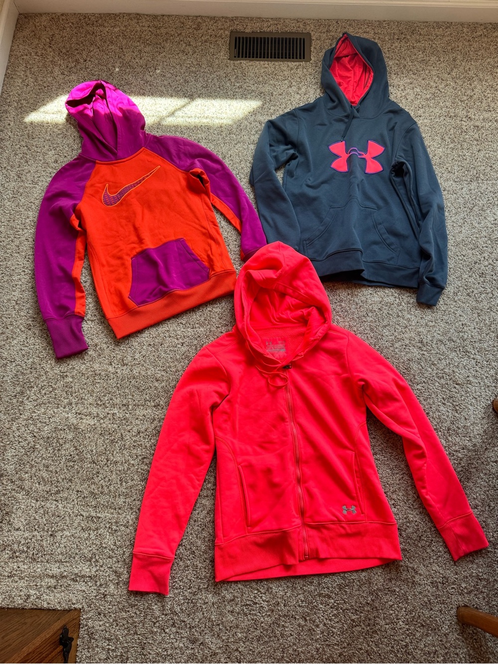 3 for 1: nike and under armour sweatshirt bundle, size S/M
